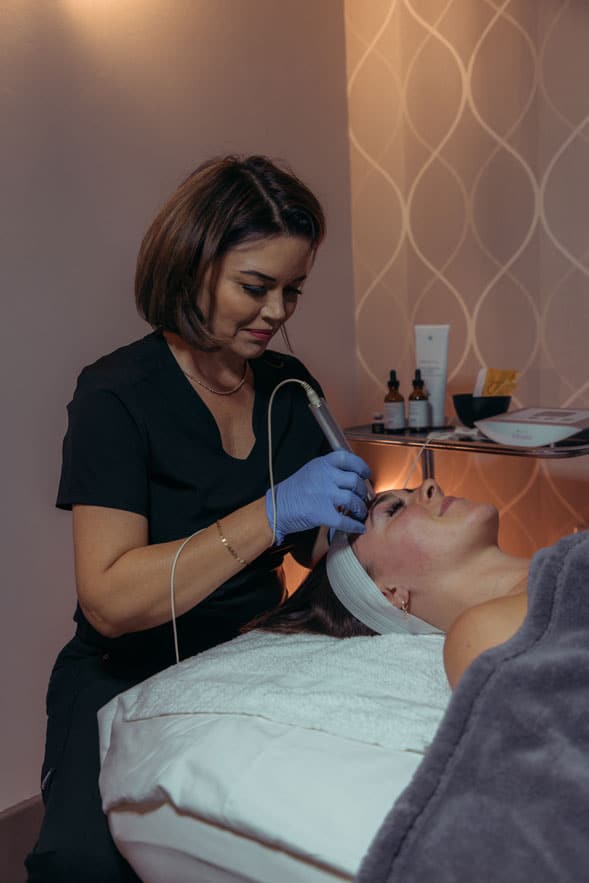 Scarless Breast Reduction